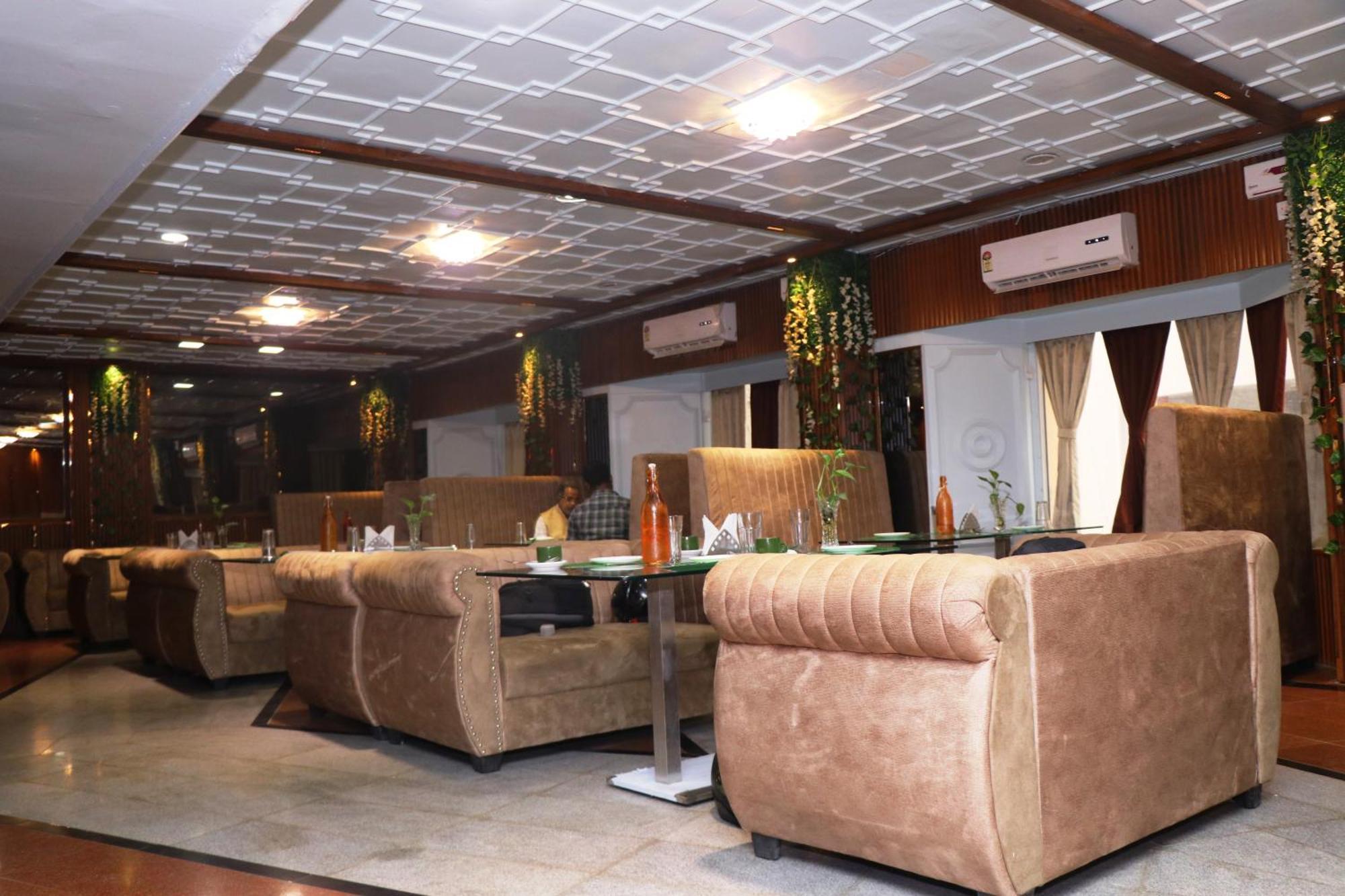 Hotel Samrat International Patna  Bagian luar foto